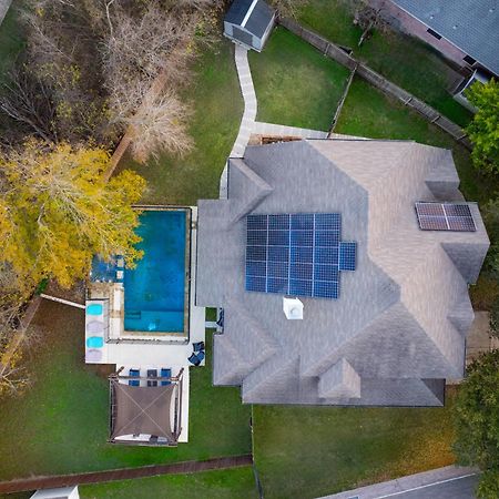 Stunning Family Home With Pool & Hot Tub - Sleeps 17 Pflugerville Zewnętrze zdjęcie
